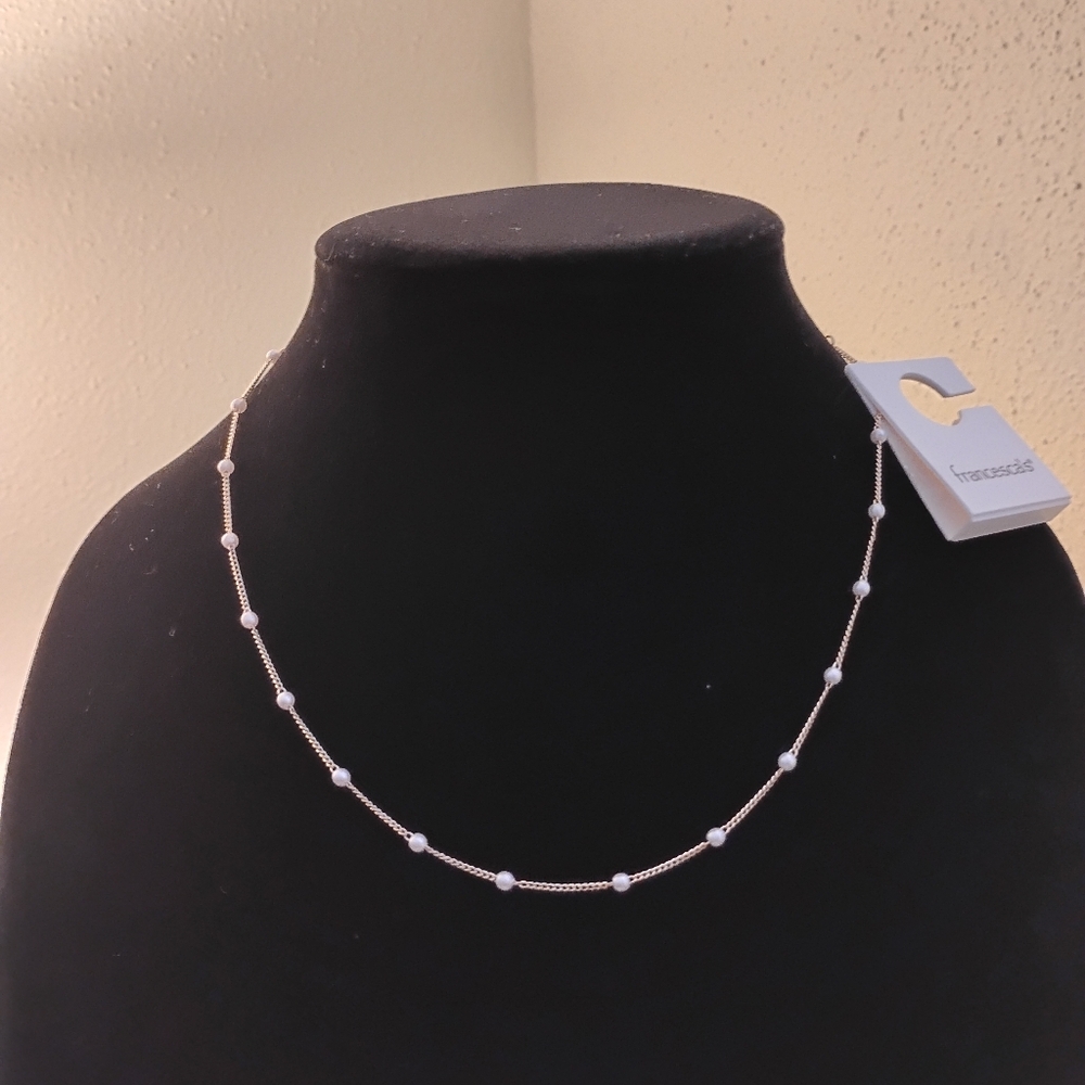 Elegant Necklace with Beaded Accents